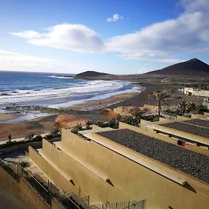 https://the-medano-spectacular-terrace-and-sea-views.in-canary-islands.com